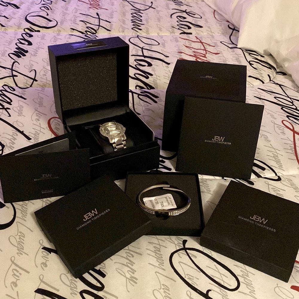 Olympia 10 YR by JBW